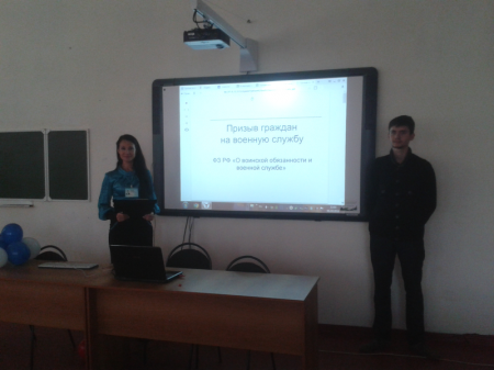 В армии служить – почётно!