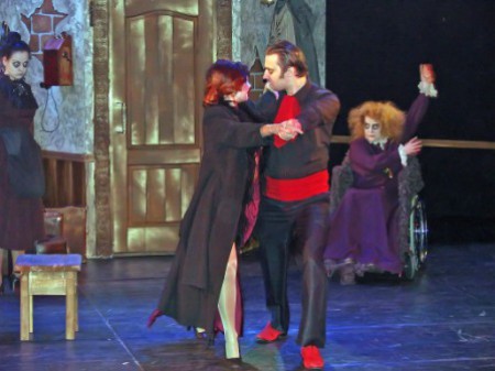 «Цианистый калий ... с молоком или без?»