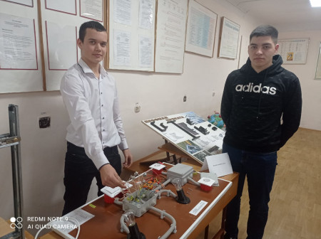 Внутриколледжская выставка технического творчества обучающихся и преподавателей филиала колледжа