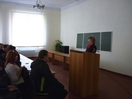 Встреча с инспектором ОПДН ОМВД России по г. Новошахтинску по предупреждению преступлений среди несовершеннолетних.